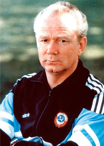 Наивысших результатов клуб добился под руководством главного тренера Валерия Лобановского. В «Динамо» он пришел главным тренером в 1974 году, возглавив команду на 17 лет. За это время «Динамо» 8 раз становилось чемпионом СССР и 6 раз обладателем Кубка СССР. Дважды (в 1975 и 1986 гг.) клуб выиграл европейский Кубок Кубков, а также в 1975 году - Суперкубок Европы.