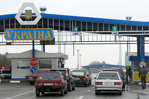 Украинцы могут находиться в России без постановки на миграционный учет в течение 90 суток