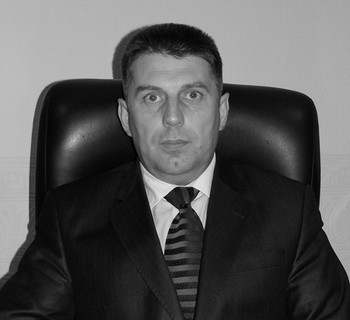 Валерий Радченко пошел на повышение в Главное управление МВД в Николаевской области. Валерий Радченко пошел на повышение в Главное управление МВД в Николаевской области.
