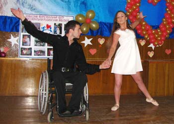 Николай Рубан и Ангелина Фомина сорвали шквал аплодисментов, исполнив полный драматизма танец «Любовь и боль