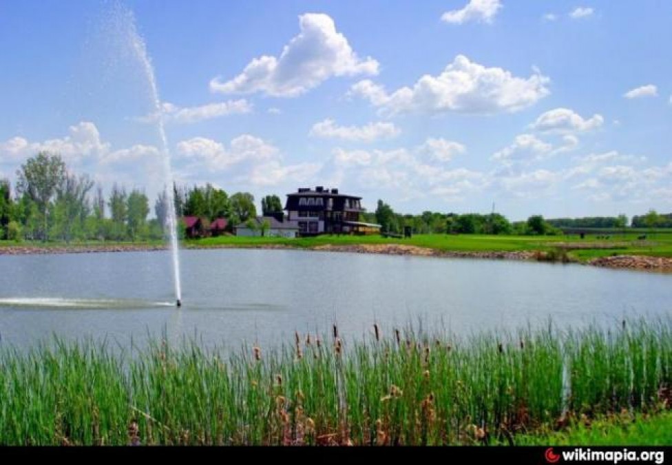 golf-5-31waaci9k0pxzbha6upc74